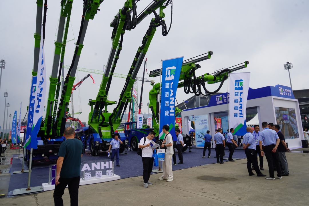 2025长沙国际工程机械展，蓝海智能的四大智能产品引爆展区(图3)