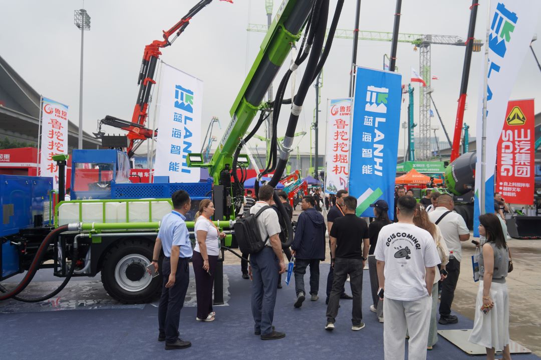 2025长沙国际工程机械展，蓝海智能的四大智能产品引爆展区(图5)